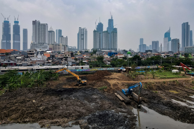 Jakarta acts to stop being the next Atlantis