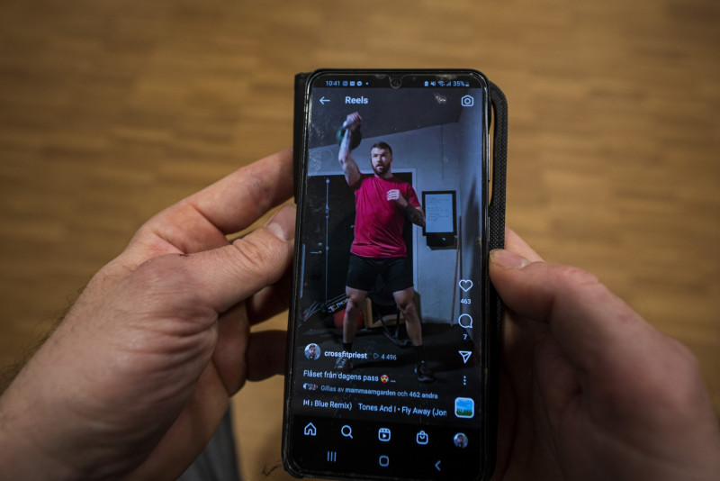 Sweden's 'crossfit priest' heals body and soul on Insta