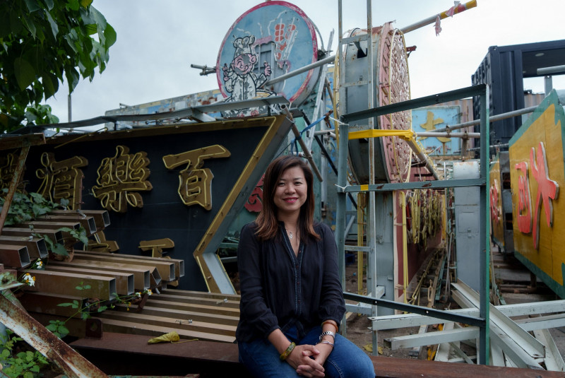 'Living gallery': fighting to save Hong Kong's fading neon signs