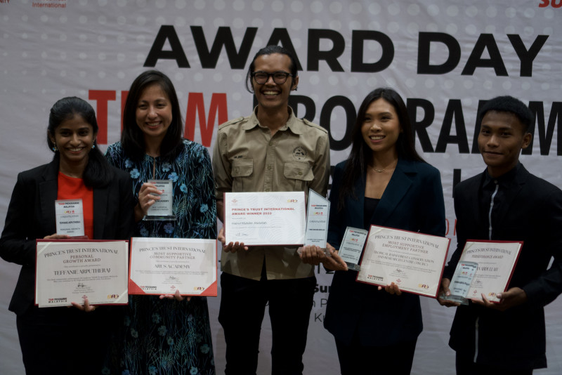 Team Programme Malaysia: two countries, one cause