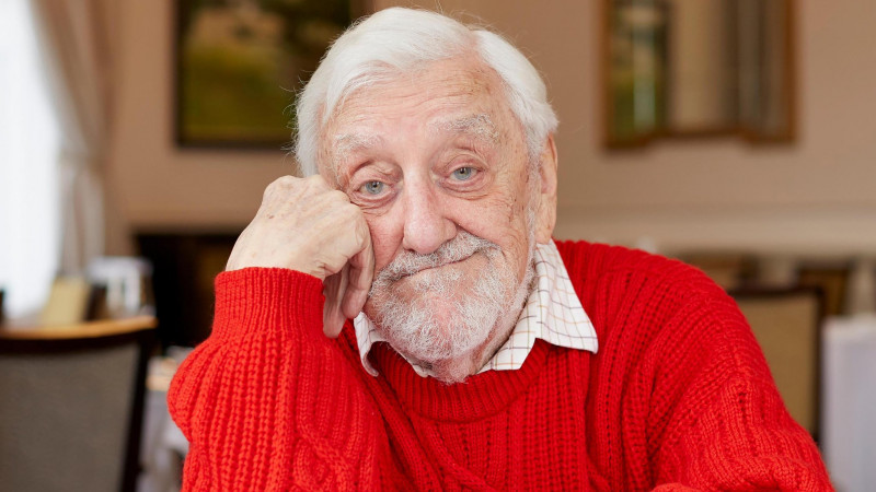 Doctor Who star Bernard Cribbins dies aged 93