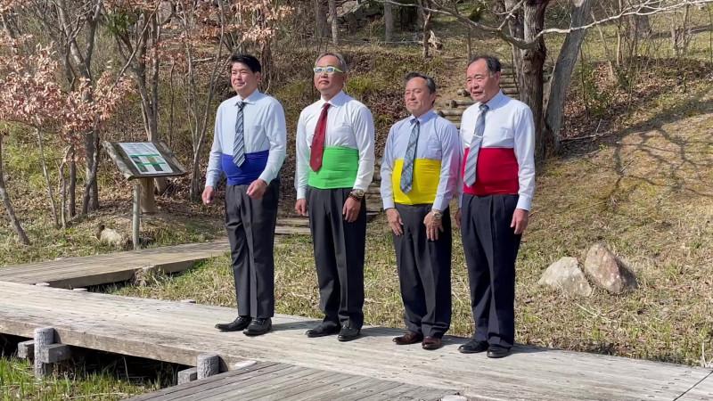 Dancing 'old heart-throbs' become TikTok sensation in Japan