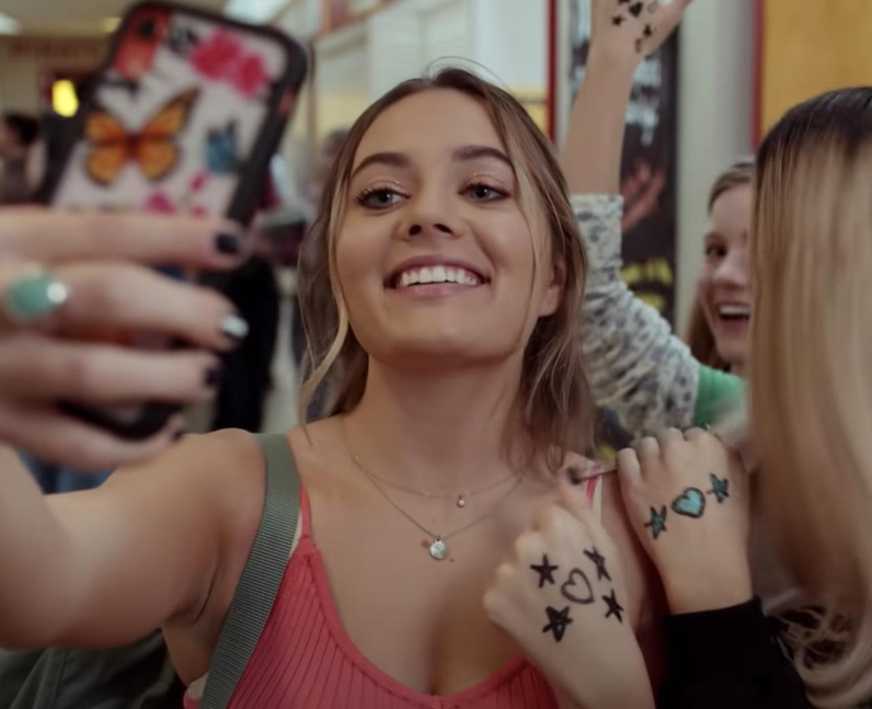 Netflix's Moxie hides a feminist heart under the exterior of a high school comedy