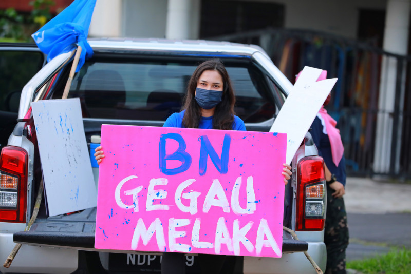 [PHOTOS] Last push for all Melaka election candidates