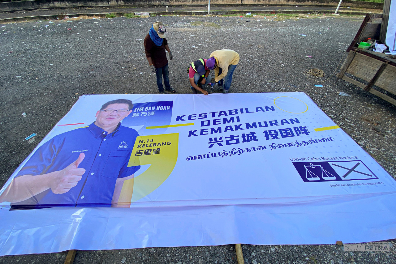 Billboards will provide constituents graphic, bright introductions to candidates. – AZIM RAHMAN/The Vibes pic, November 9, 2021