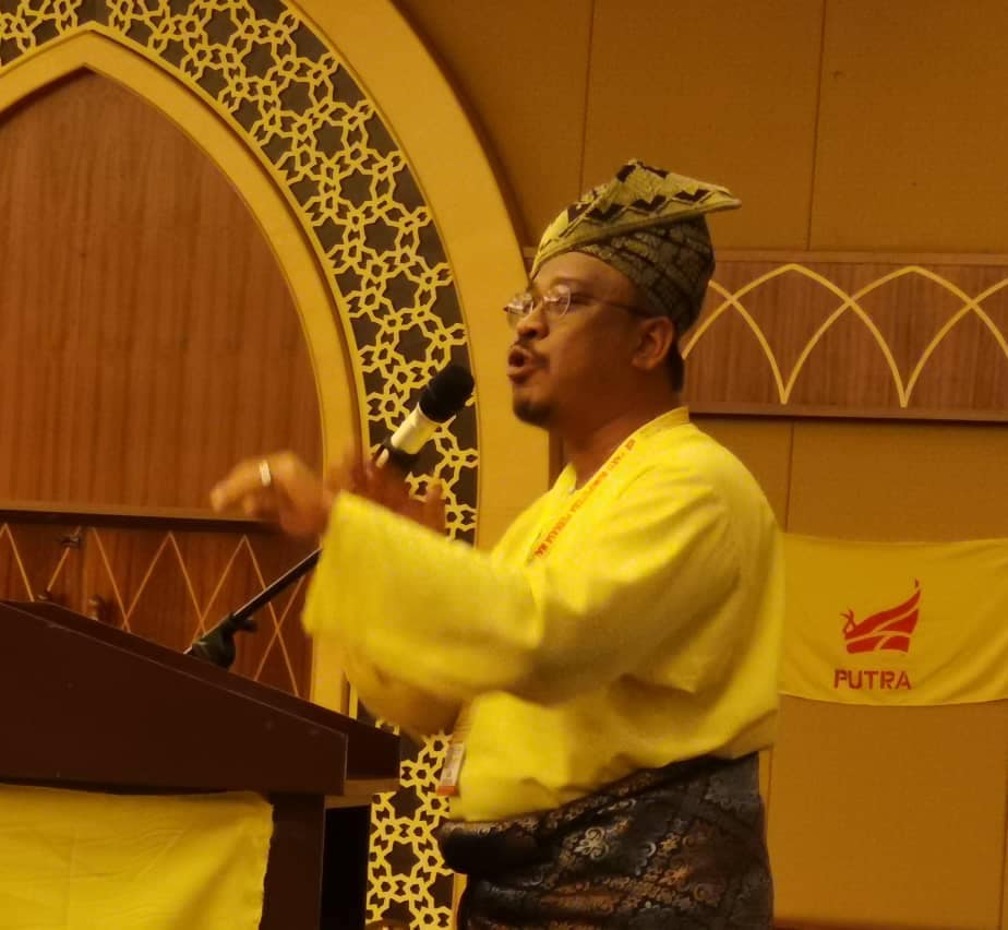 Buzze Azam also serves as Parti Bumiputera Perkasa Malaysia (Putra) vice-president. – Facebook pic
