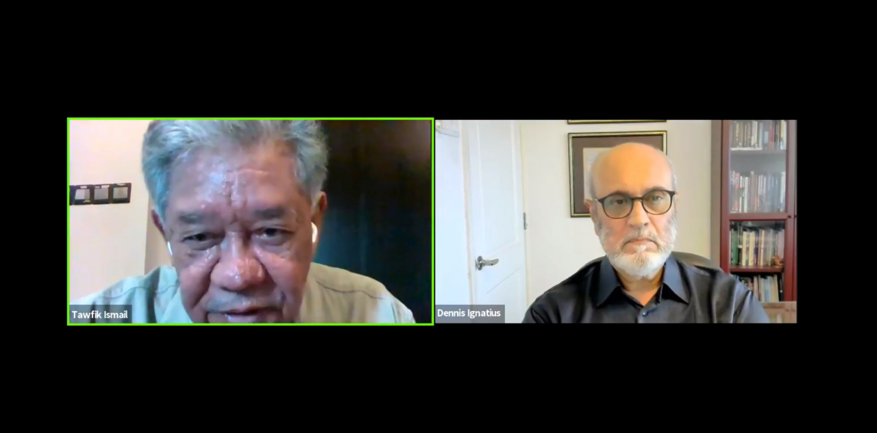 Former Sg Benut MP Tawfik Ismail (left) and ex-Malaysian ambassador Datuk Dennis Ignatius participating in the Umno Redux: What Next for Malaysia? webinar yesterday. – Screen grab, September 10, 2021