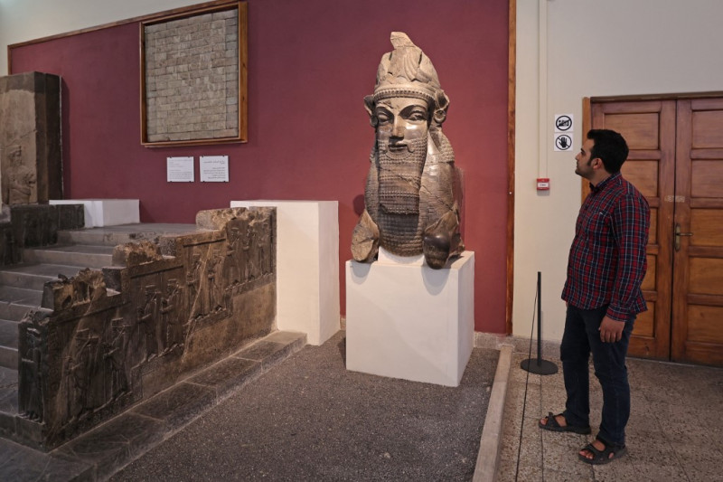 Iran museums reopen after year-long Covid break