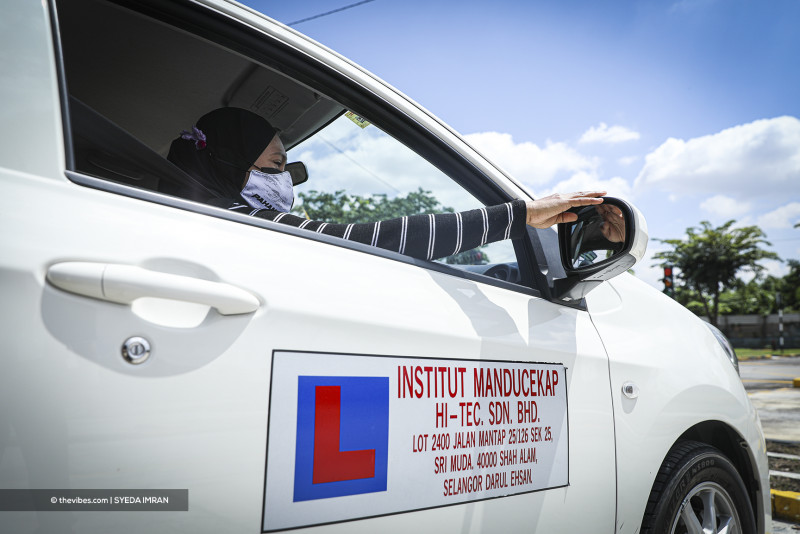Single theory test for car, motorbike licences from Sept 15