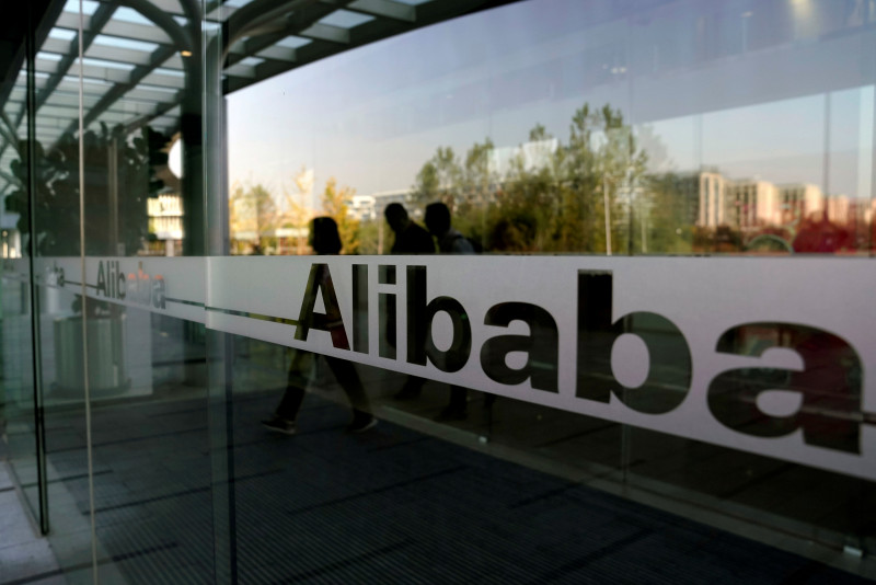 China tells internet companies to stop blocking each other’s links