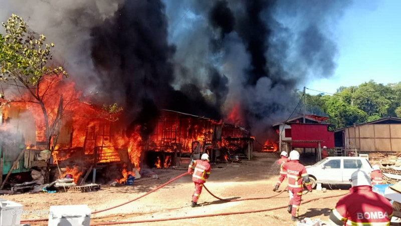 Penampang church, 8 houses razed by fire 