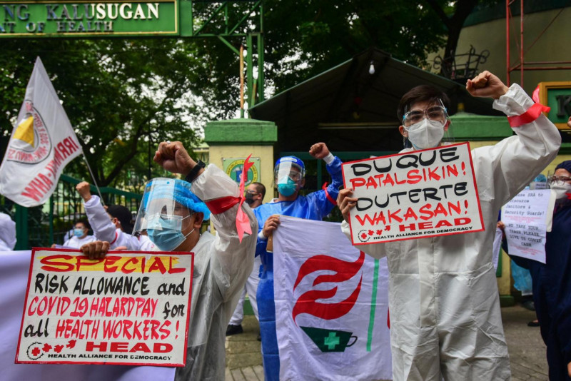‘Burnt out’: Philippine nurses battle Covid-19, resignations