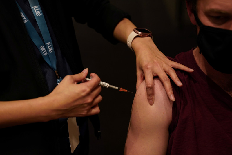 Aussie doctors warn of health system ‘capsizing’ with eased virus curbs