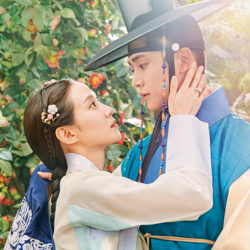 Netflix's 'The King's Affection' teases a sweet palace romance with a twist