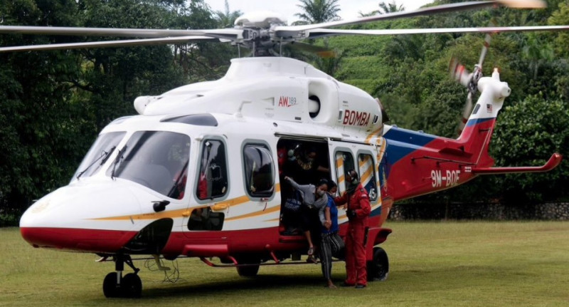 Mercy flight for Covid-19 patient from Pos Dakoh