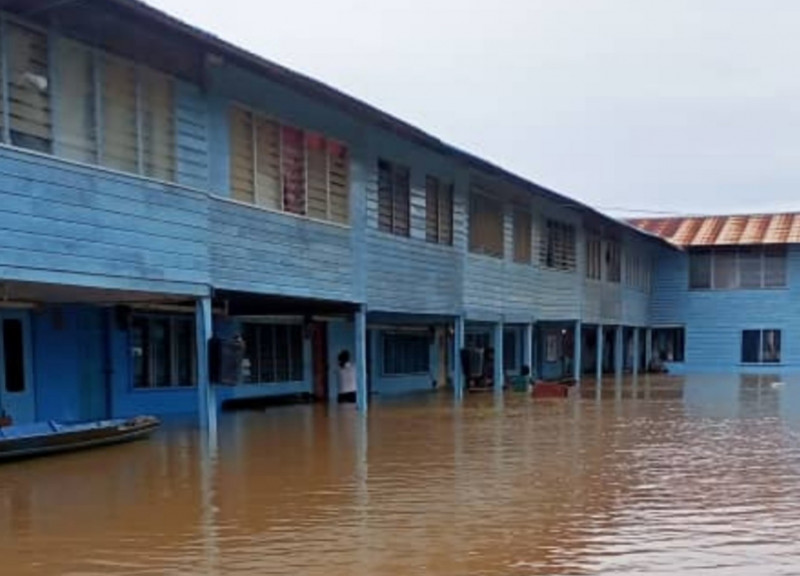 Heavy rain leaves Sarawak longhouses, schools inundated