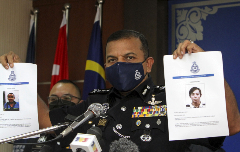 Johor cops smash syndicate behind telcos’ RM8.6 mil losses