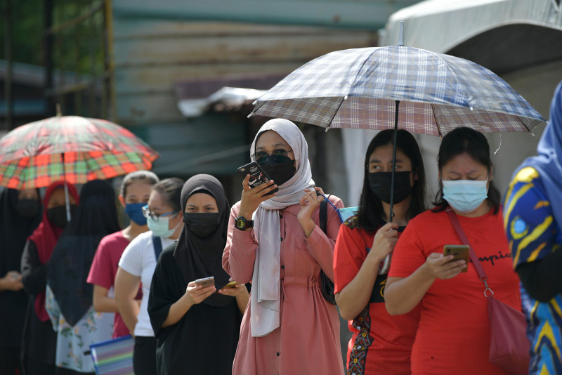 Sibu DMC monitors teen-focused jab drive for no-shows