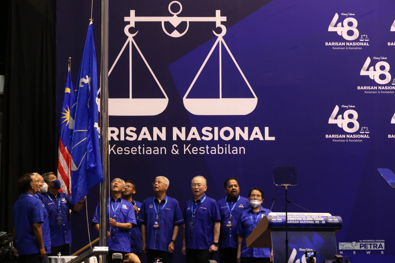 Iskandar Puteri MCA division chief Datuk Jason Teoh says the party must remain united and stick with Barisan Nasional especially in facing the upcoming six state elections this year. – NOREEZA HASHIM/The Vibes pic, January 20, 2023