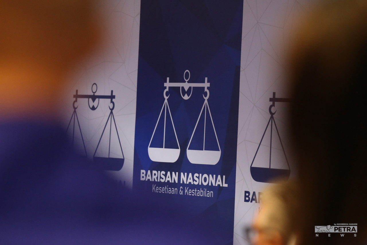 Several Umno senior leaders say that Barisan Nasional’s ‘feel-good’ factor is running on fumes as Malaysians are being battered by a multitude of socio-economic issues coming out of a prolonged and challenging pandemic. – The Vibes file pic, August 1, 2022