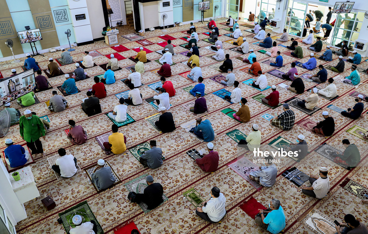 A vital call to religious leaders and scholars – to have the courage and stand united in advising against wrongdoings of politicians, especially with regard to using religion to divide the people. – SYEDA IMRAN/The Vibes pic, January 24, 2021