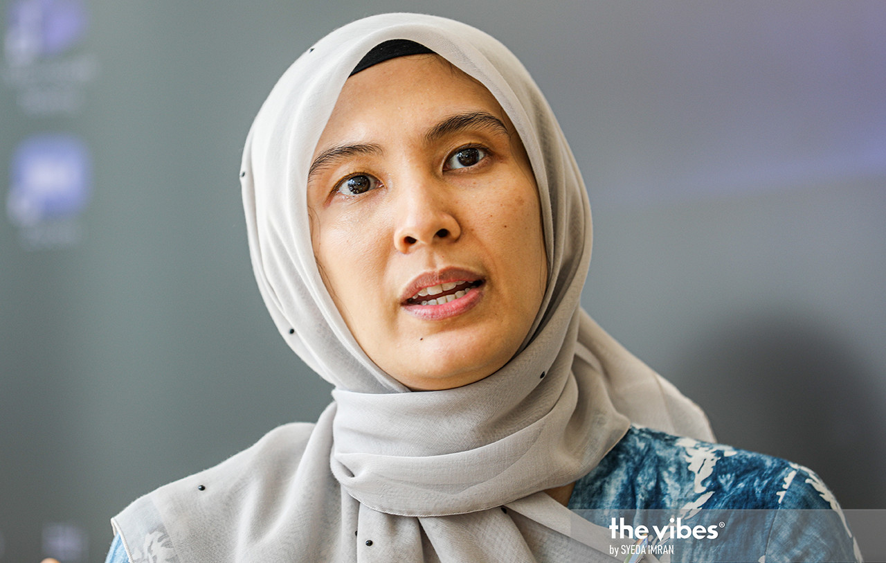 The most dramatic clash may take place in Lembah Pantai, where in 2008 and 2013, PKR’s Nurul Izzah Anwar (pic) respectively defeated Barisan’s Datuk Seri Shahrizat Jalil and Datuk Seri Raja Nong Chik Raja Zainal Abidin, dubbing her a giant slayer who defeated two cabinet ministers, a source says. – The Vibes file pic, August 6, 2022