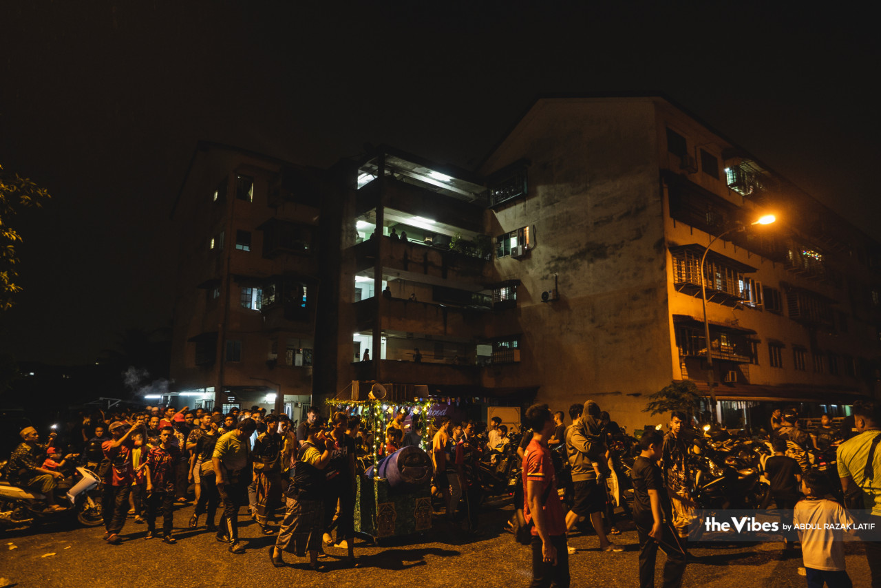 Traditionally, kejut sahur takes place every day during Ramadan, around one to two hours before subuh (dawn) prayers start – which is when Muslims start fasting. – ABDUL RAZAK LATIF/The Vibes pic, April 7, 2023