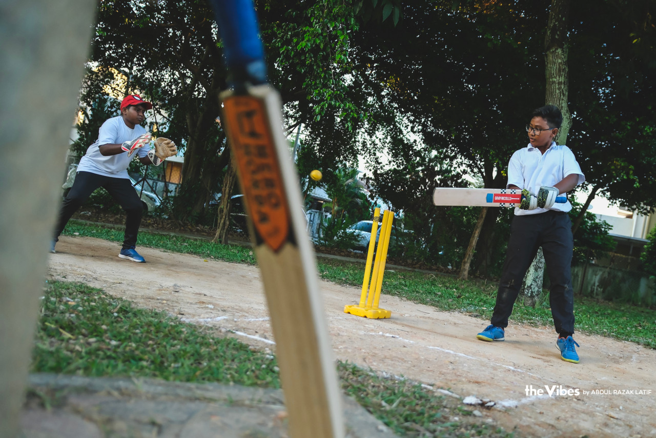 The small patch of land on the playground at Taman Putra Prima, Puchong provides a space for the team to practice every weekday afternoon, an activity they look forward to after school sessions. – ABDUL RAZAK LATIF/The Vibes pic, June 19, 2023