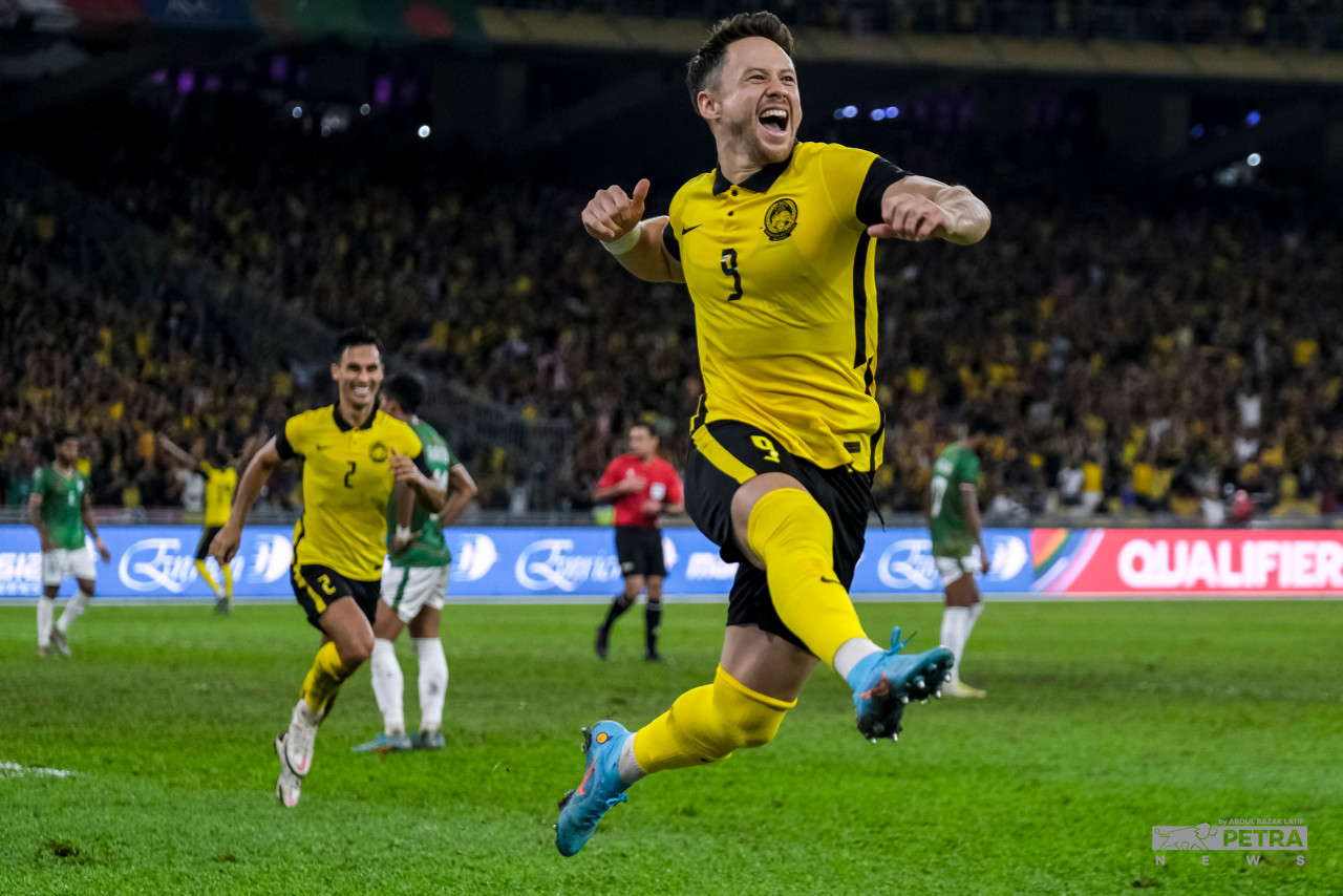 Malaysia footballer Darren Lok celebrates after finally qualifying for the Asian Cup on merit. Malaysia finished the qualifying campaign as runners-up in Group E behind leader Bahrain. – ABDUL RAZAK LATIF/The Vibes pic, January 8, 2023
