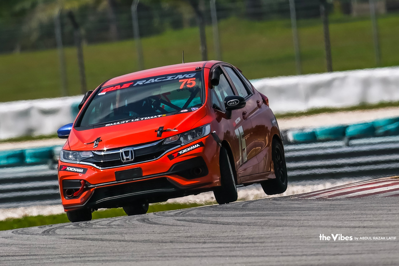 Racers show off their skills at Sepang as the pursue to secure a winning spot by being the fastest and most efficient driver. – ABDUL RAZAK LATIF/The Vibes pic, June 28, 2023