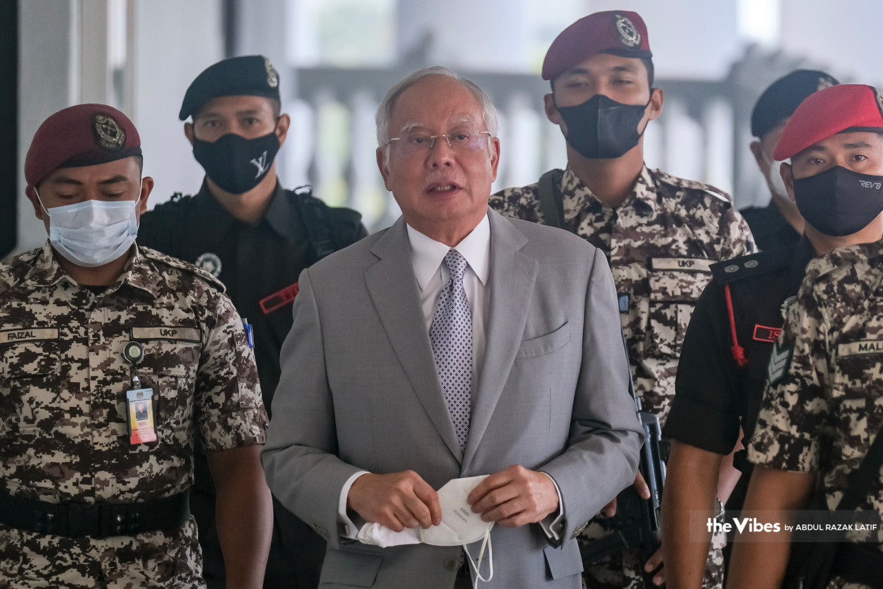 Former prime minister Datuk Seri Najib Razak, 69, is facing four charges of using his position to get bribes totalling RM2.3 billion from 1MDB funds and 21 money laundering charges. – ABDUL RAZAK LATIF/The Vibes pic, February 8, 2023