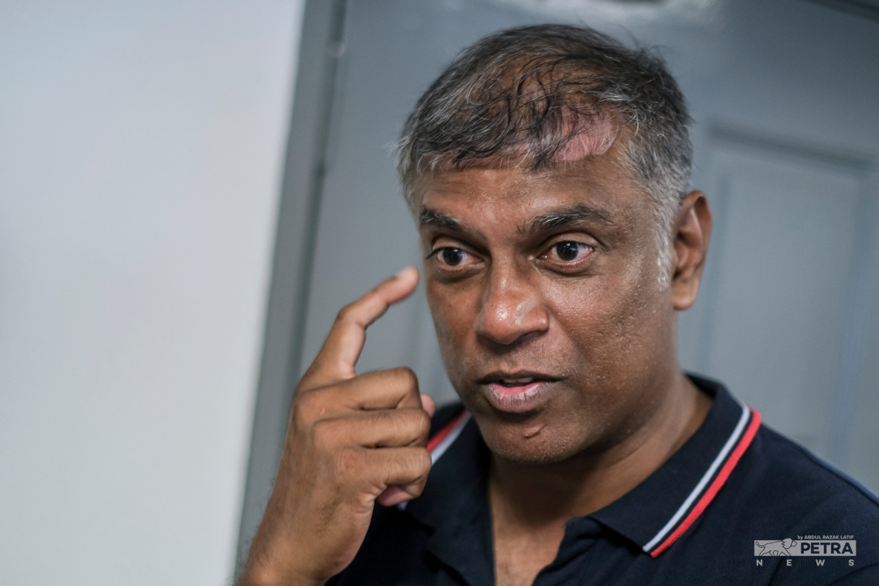 National team head coach A. Arul Selvaraj says that now is the right time to restart the plan of sending players overseas, as the Covid-19 pandemic had caused delays for two years. – ABDUL RAZAK LATIF/The Vibes pic, August 9, 2022