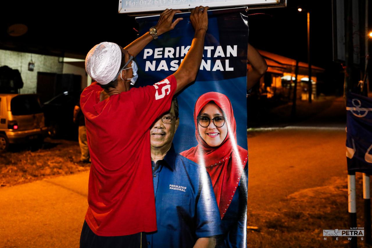 As women make up over 50% of the Melaka electorate, it is being argued that the participation of women should mirror the reality on the ground, but the target of 30% women in office has not been achieved. – The Vibes file pic, November 19, 2021