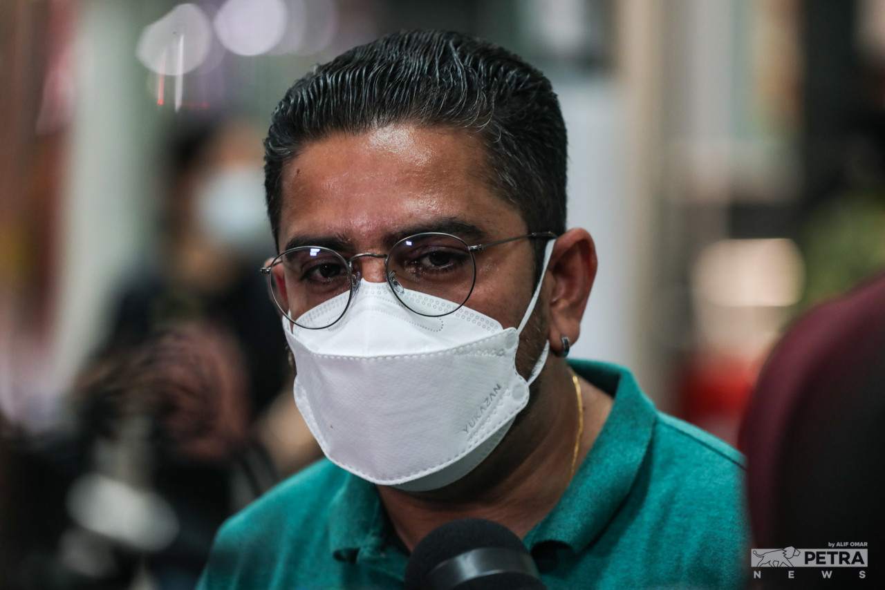Mandeep Singh says Undi18 hopes to achieve its target of bringing over at least 7,800 postal votes across the border, adding that some of the voters have already mailed in their ballots as well. – ALIF OMAR/The Vibes pic, March 10, 2022