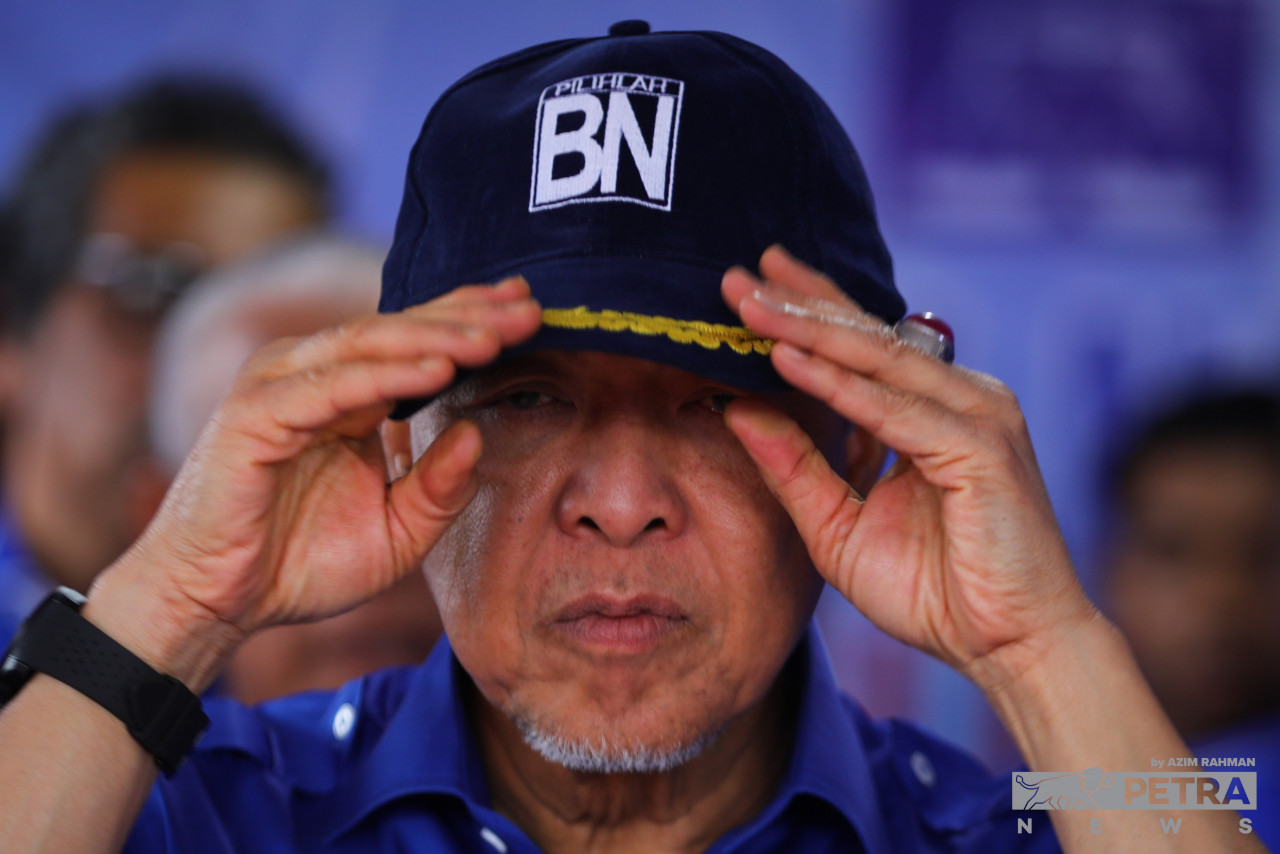 Umno president Datuk Seri Ahmad Zahid Hamidi, who is Bagan Datuk incumbent MP, is said to no longer have a strong stand in the constituent as several controversies came to light recently, like the dropping of several Umno leaders from the national polls. – AZIM RAHMAN/The Vibes pic, November 12, 2022