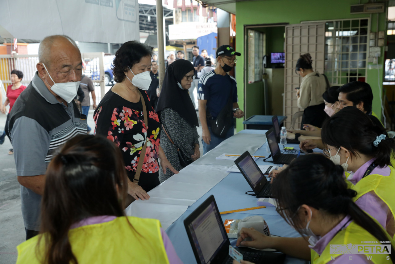 A higher turnout signifies an engaged electorate, actively participating in shaping the nation's future. – NOOREEZA HASHIM/The Vibes file pic, September 2, 2023 