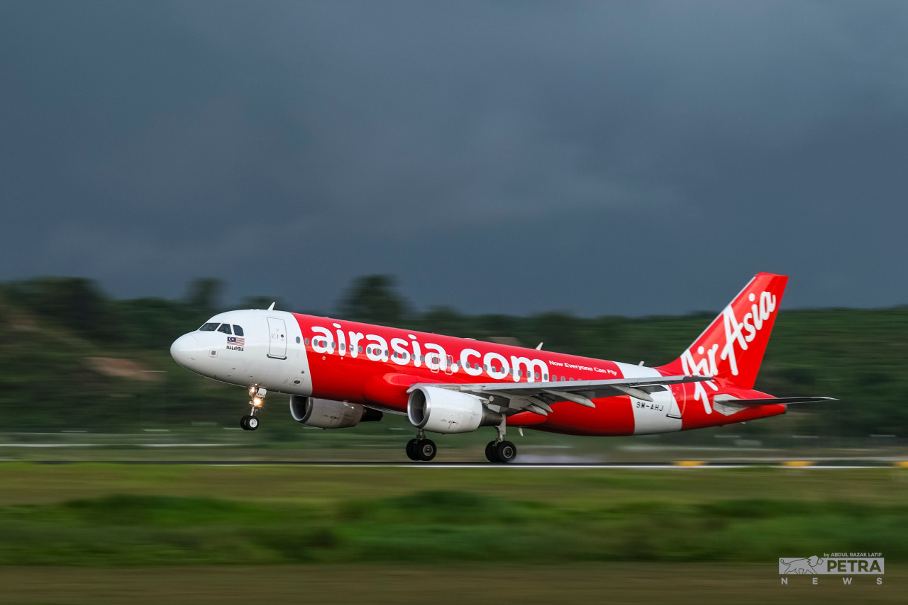 In response to complaints from the travel trade community that airfares continue to skyrocket, Air Asia’s head of commercial Liyana Mahizzan says airfares are largely driven by market forces, which tend to come at various periods. – The Vibes file pic, October 12, 2022