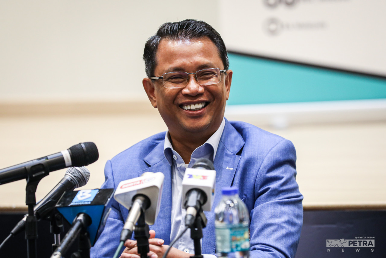 Tan Sri Mohamad Norza Zakaria says he believes this year’s Raya will strengthen and unite everyone in the sports industry, who are fortunate it will be the first such celebration free from the pandemic. – SYEDA IMRAN/The Vibes file pic, April 22, 2023