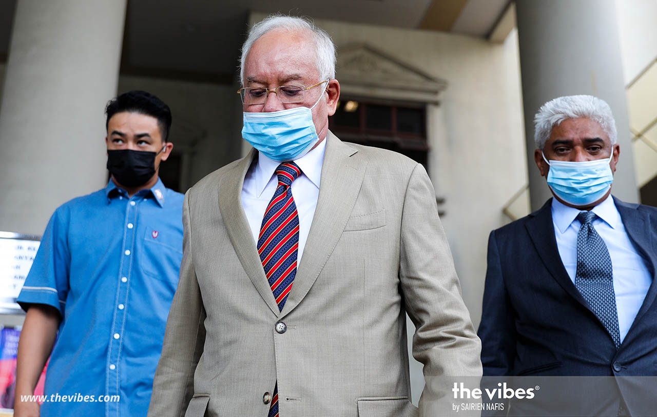 Datuk Seri Najib Razak is still facing two ongoing trials at the high court, one involving the misappropriation of more than RM2 billion of 1MDB funds and his alleged abuse of power in relation to the tampering of the auditor-general’s report on the sovereign wealth fund. – The Vibes file pic, August 15, 2022 