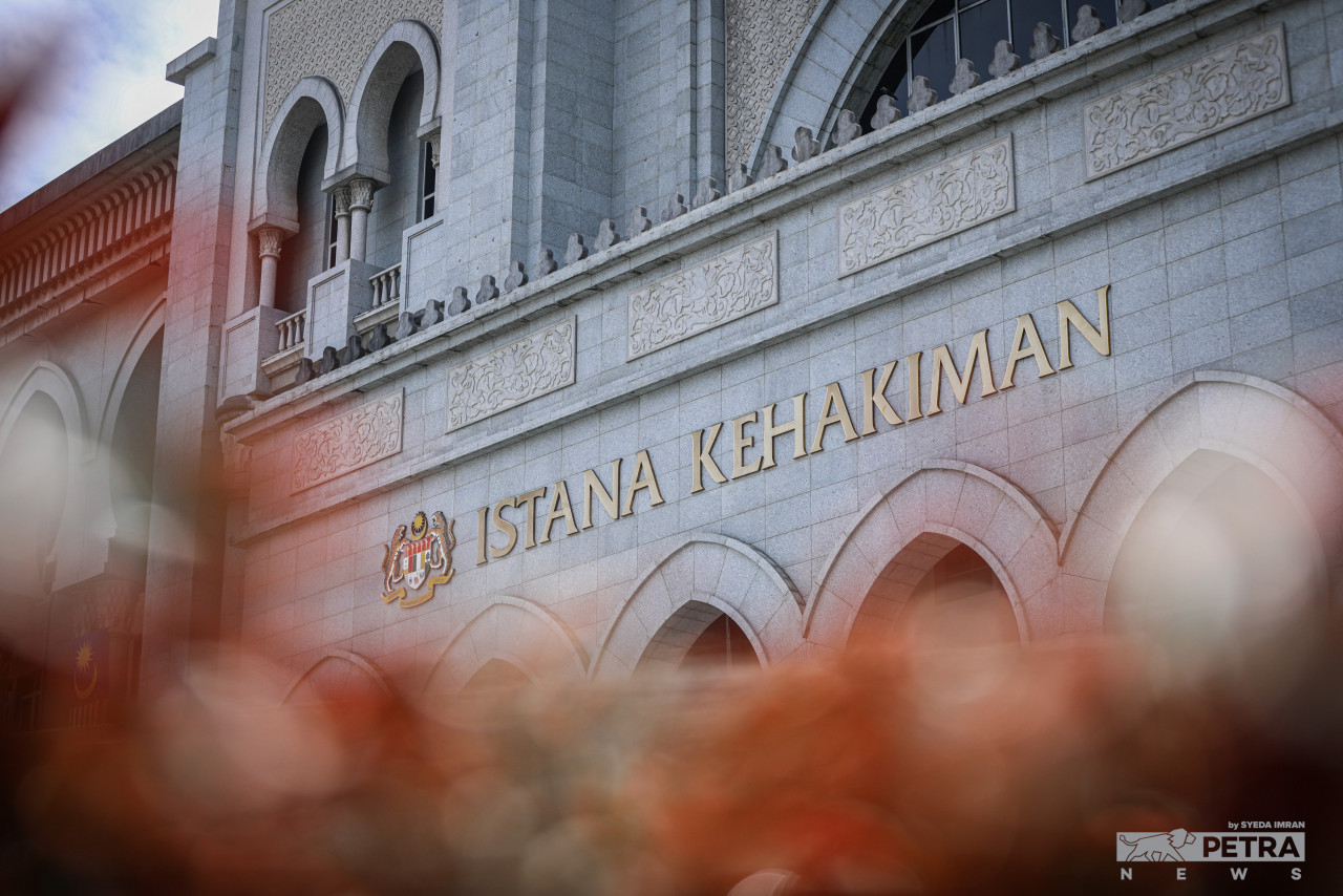 The Malaysian judiciary system, its courts, and judges should be protected from disrespect, insults, and attacks in order to preserve the sanctity of our law. – SYEDA IMRAN/The Vibes pic, August 21, 2022
