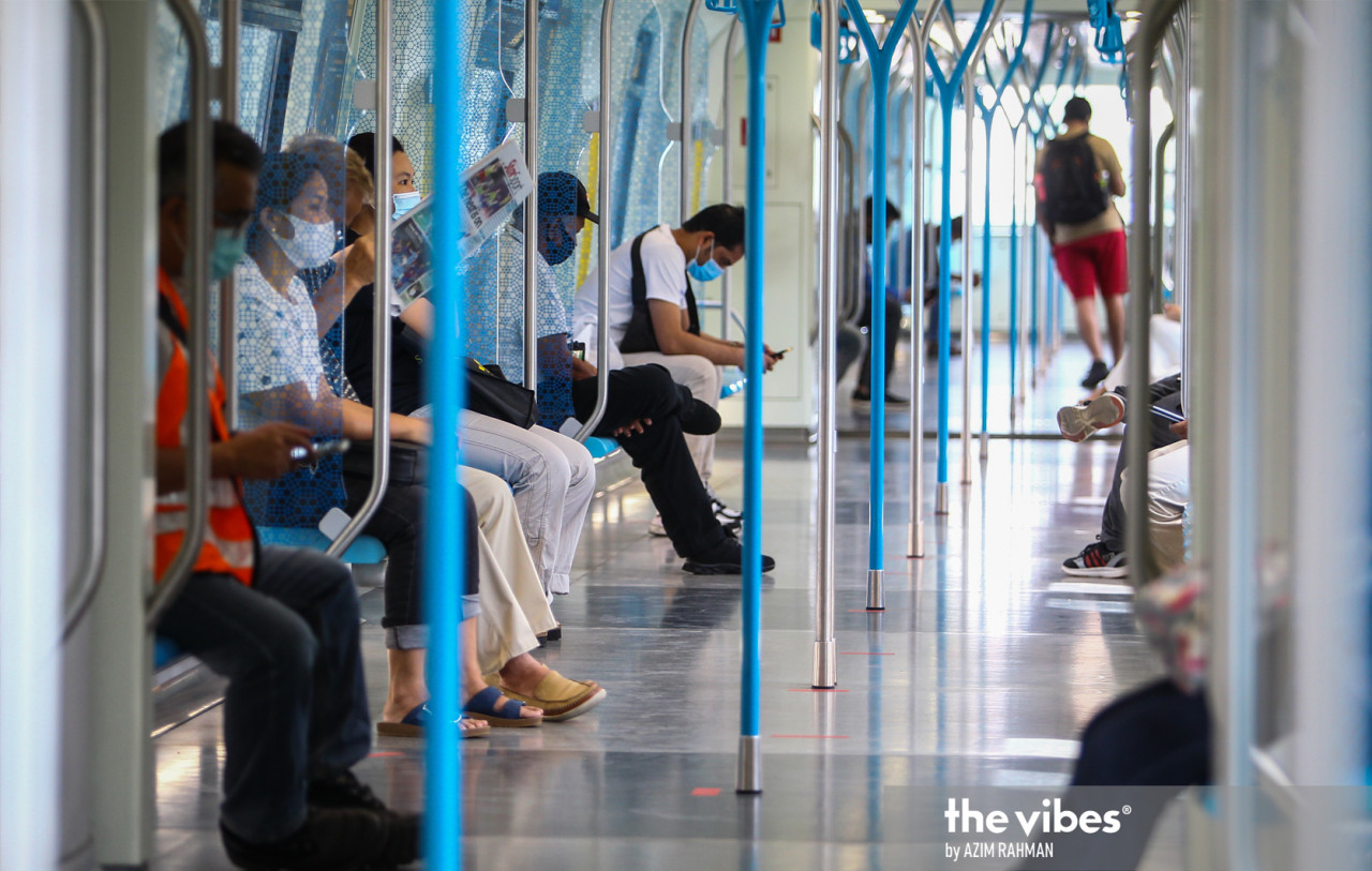 Datuk Seri Mustapa Mohamed says the government aims to position country among the top 20 in the Global Innovation Index in 2030. – The Vibes file pic, July 1, 2021