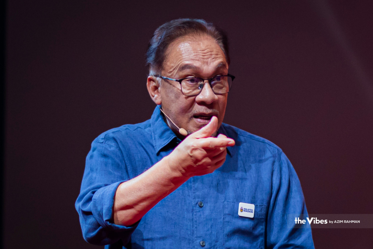 Datuk Seri Anwar Ibrahim points out that in Budget 2023, the government has taken a more progressive approach that would see the rich get taxed more. – AZIM RAHMAN/The Vibes file pic, March 22, 2023