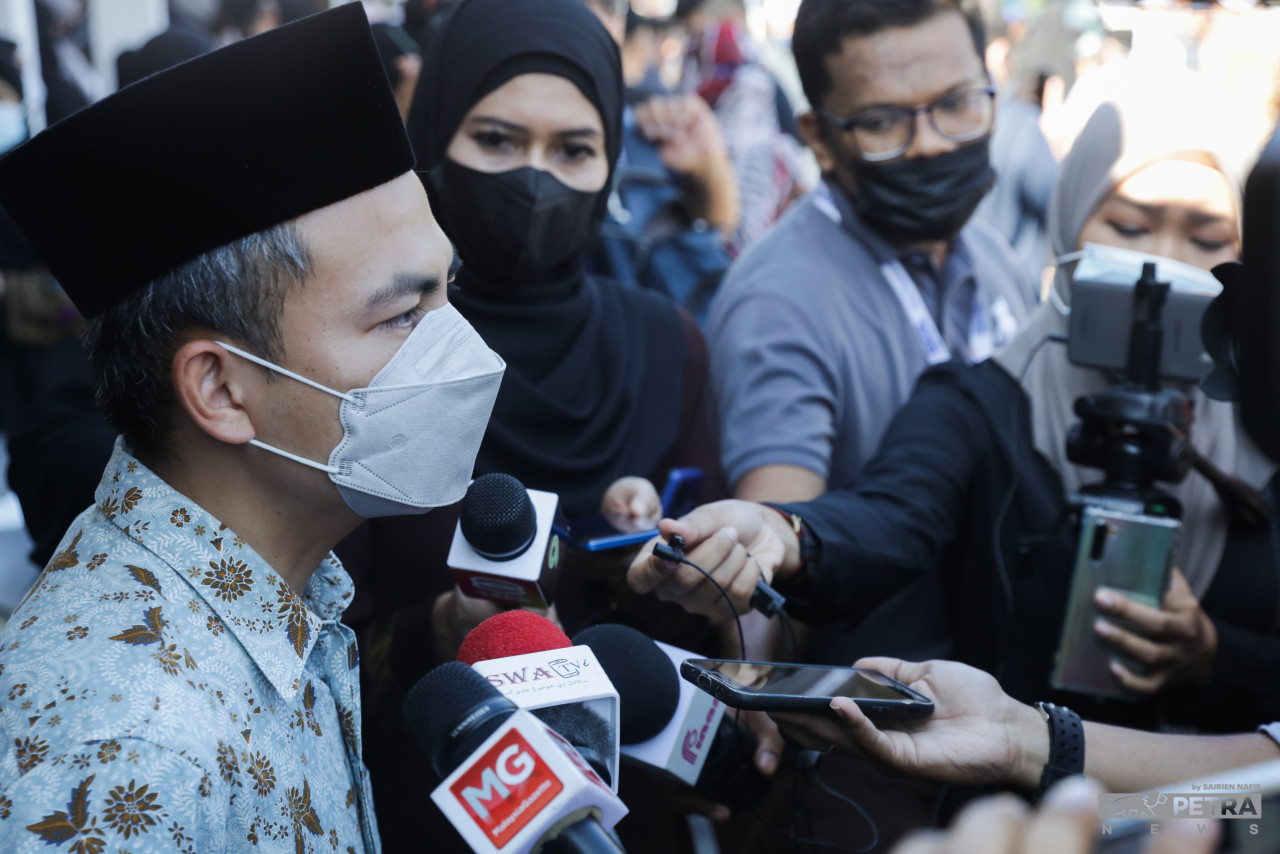 Lembah Pantai MP Fahmi Fadzil who told reporters that he will always remember Adibah Noor Mohd Omar for her positive attitude and willingness to learn. – SAIRIEN NAFIS/The Vibes, June 19, 2022