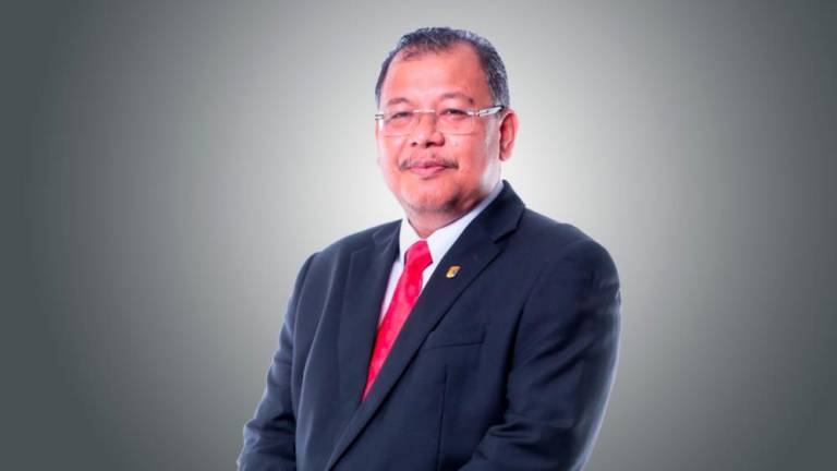 Prof Tan Sri Noor Azlan Ghazali says the focus must be on wealth distribution, who benefits from Malaysia being a high-income nation, whether local industries are adopting technology to move forward, and if the country’s exports are of high value. – File pic, June 18, 2021