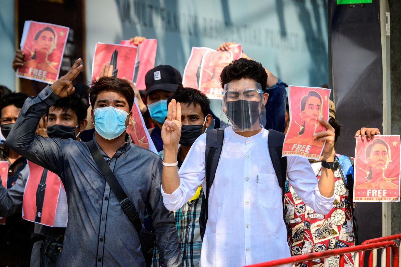 State-run media reports that more than 1,300 anti-junta protesters were arrested on Sunday alone. – AFP pic, March 2, 2021