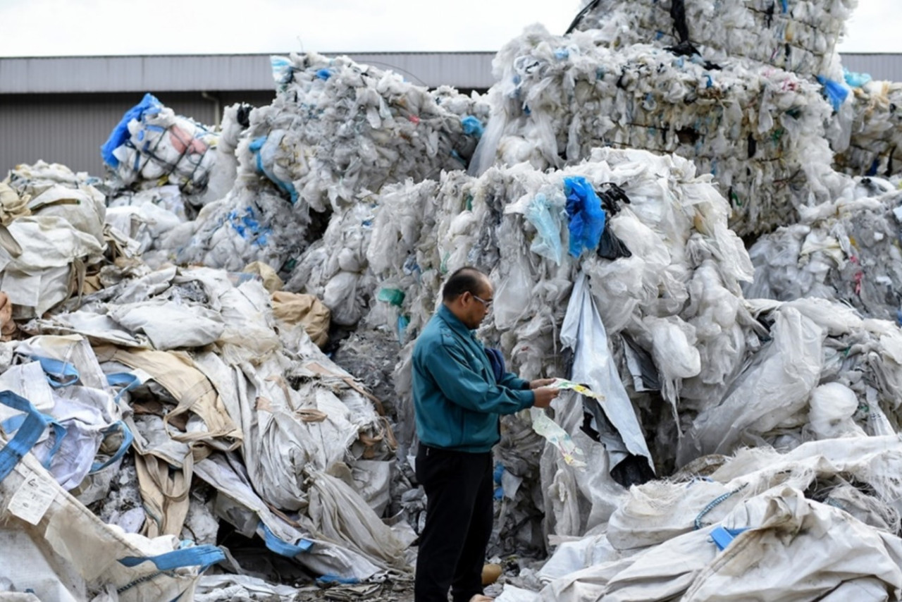 Since the 1970s, the rate of plastic production has grown faster than that of any other material. – Bernama pic, June 5, 2023
