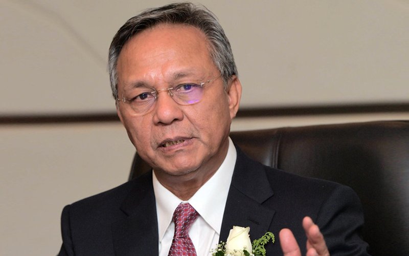 Johor Menteri Besar Datuk Hasni Mohammad says his government is looking into the necessity of holding a snap election. – Bernama pic, January 18, 2022