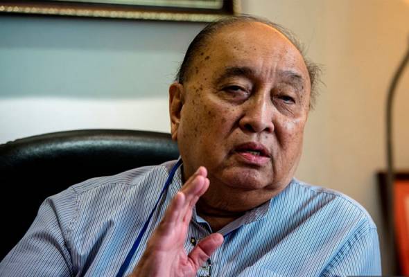 Former MACC advisory councillor Tan Sri Robert Phang agrees with outgoing IGP Tan Sri Abdul Hamid Bador that the Police Force Commission chairman should be a non-political figure. – Bernama pic, May 2, 2021