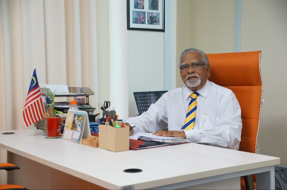 MMA president Professor Datuk Dr M. Subramaniam says the Covid-19 situation will get worse, but things will get better as up to 50% of the population will be vaccinated in three weeks. – MMA pic, July 16, 2021