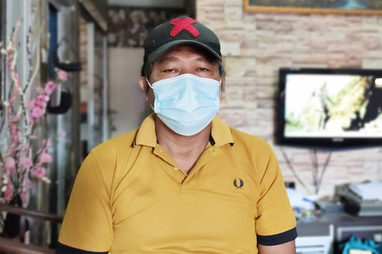 Muhd Razi Ali, who touts himself as a community leader at the Kota Warisan PPR, says it is not only his family who are facing problems amid the pandemic, as other residents, too, complain about lacking both income and necessary supplies. – AZIM RAHMAN/The Vibes pic, June 20, 2021